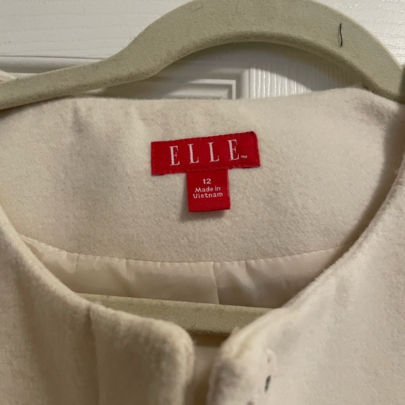 Pre owned cream winter lined jacket smoke & pet free home - Picture 1 of 6